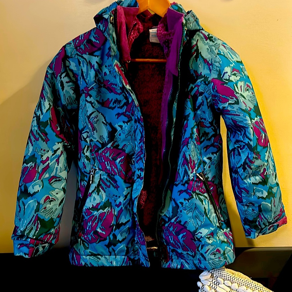 Girls Columbia ski jacket with removable fleece liner